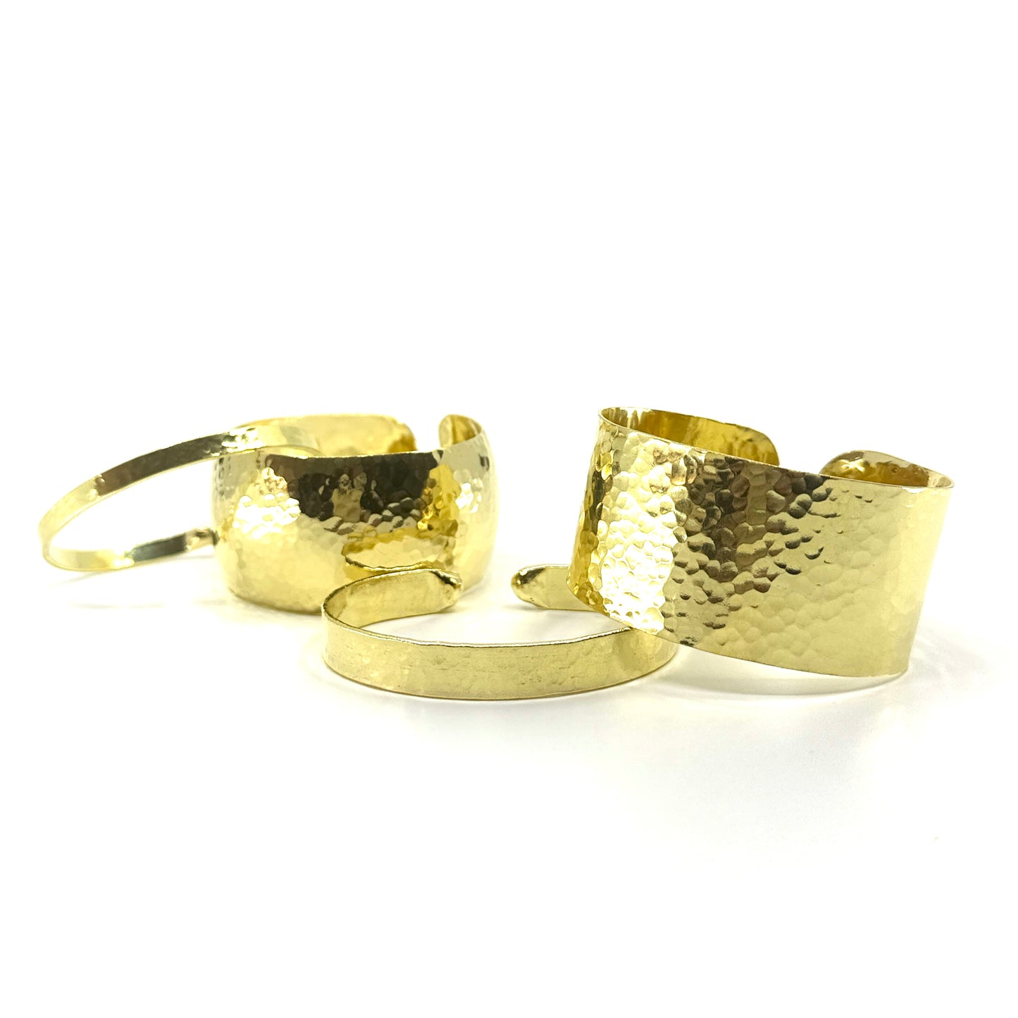 Messing gehamerde armband