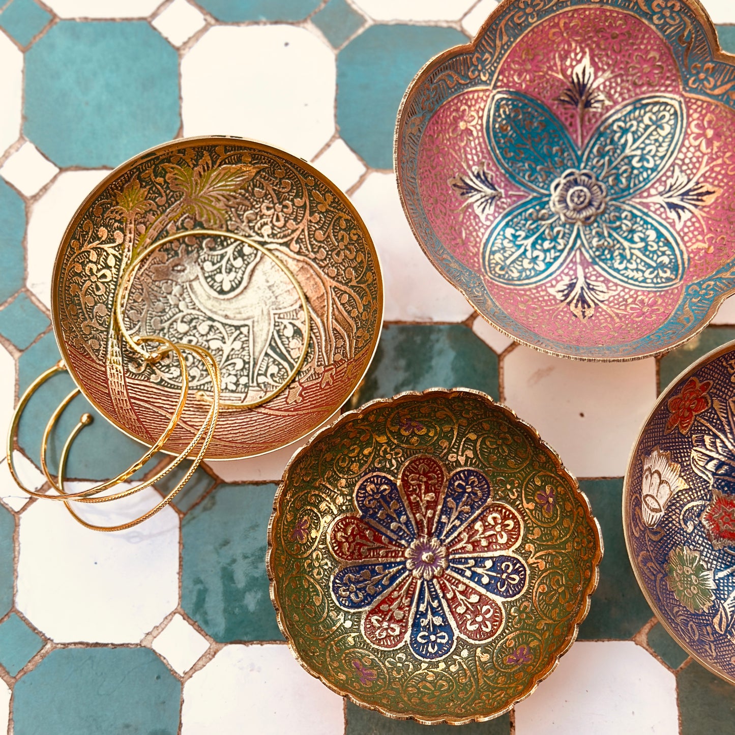 Messing armband met gehamerde structuur