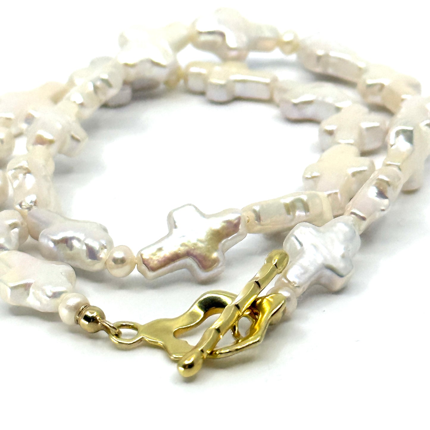 Parel ketting met organische vorm vergulde sluiting