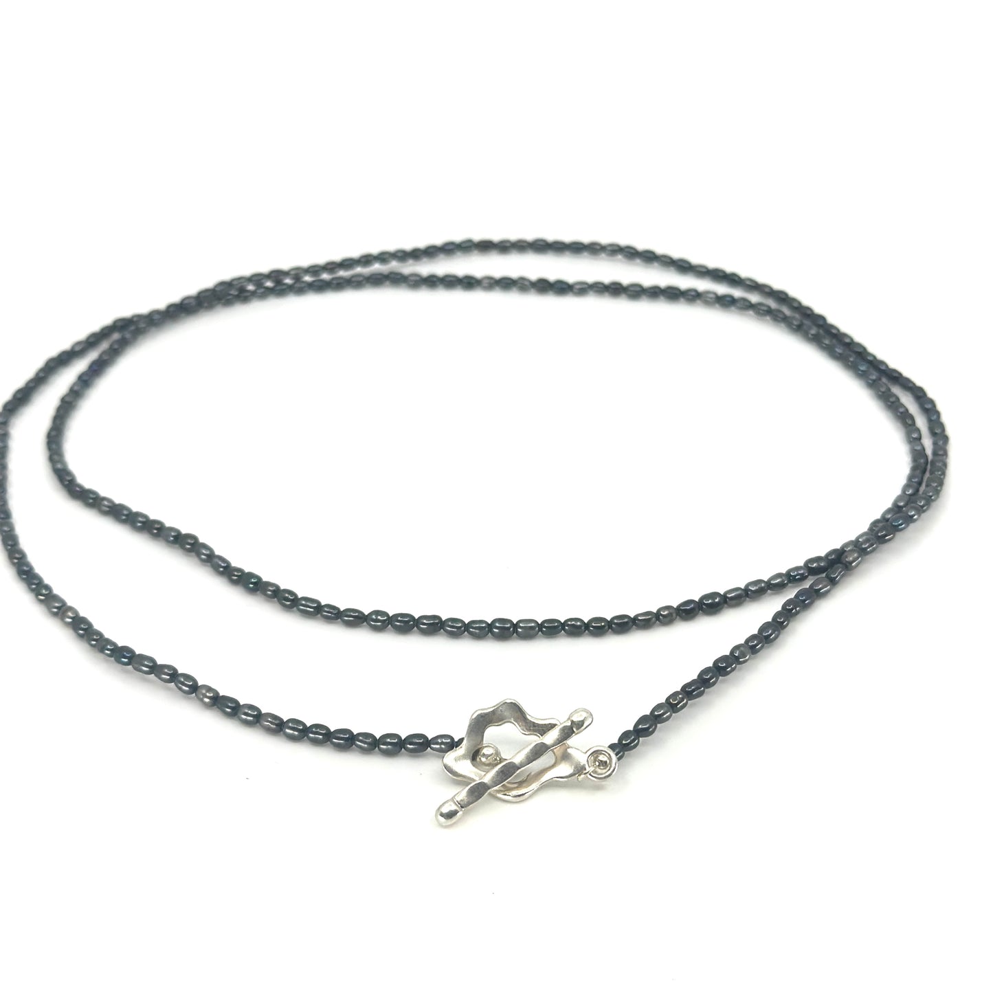 Lange Dark Pearl ketting met zilveren sluiting